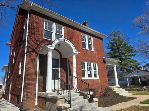 Photo of 2570 E 5th Avenue, Columbus, OH 43219 (MLS # 226007500)
