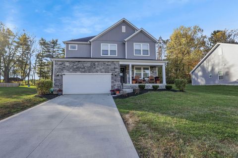 Photo of 793 Francis Drive, Heath, OH 43056 (MLS # 225041102)