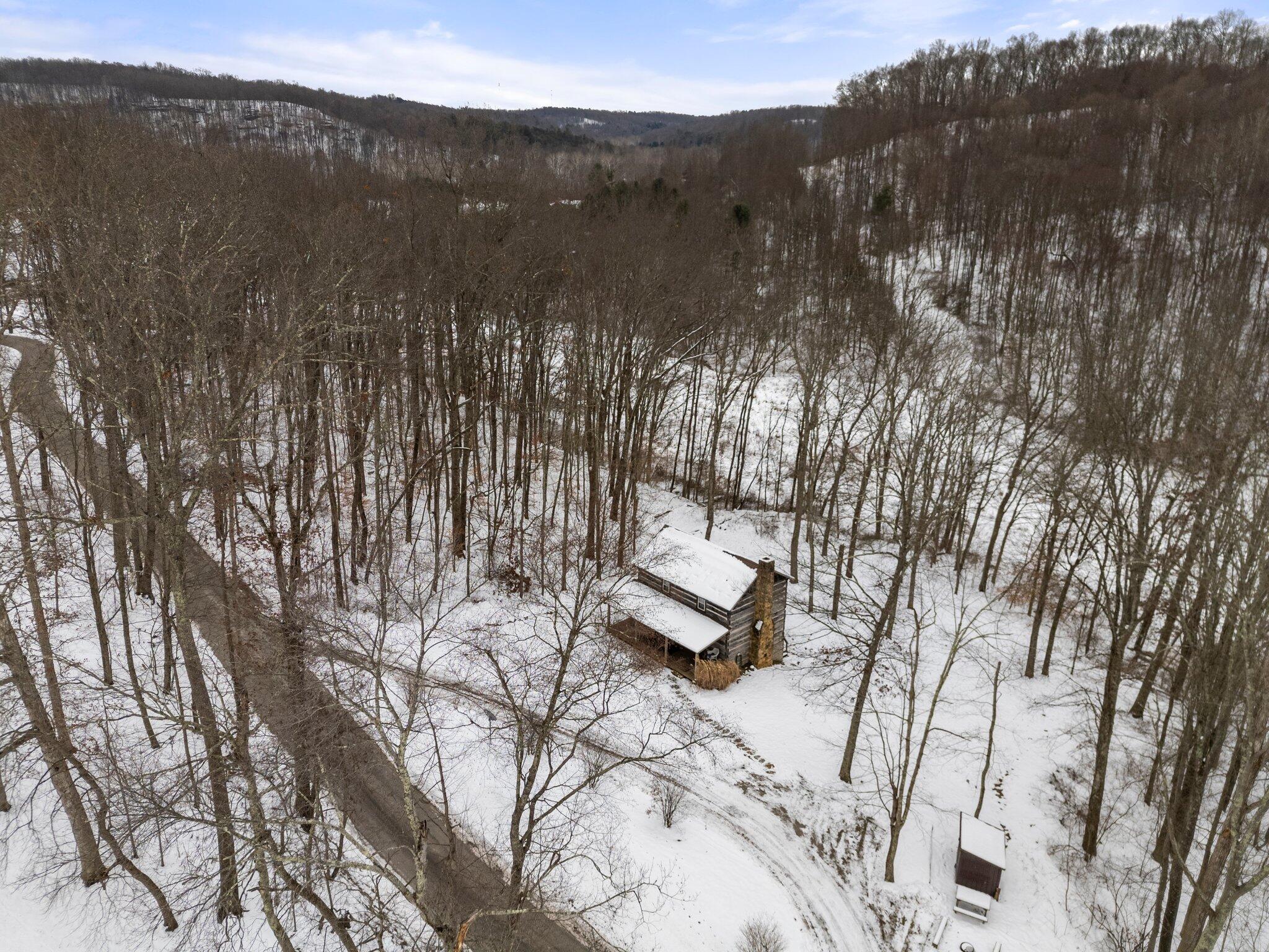 14635 Little Cola Road, Rockbridge, Ohio image 33