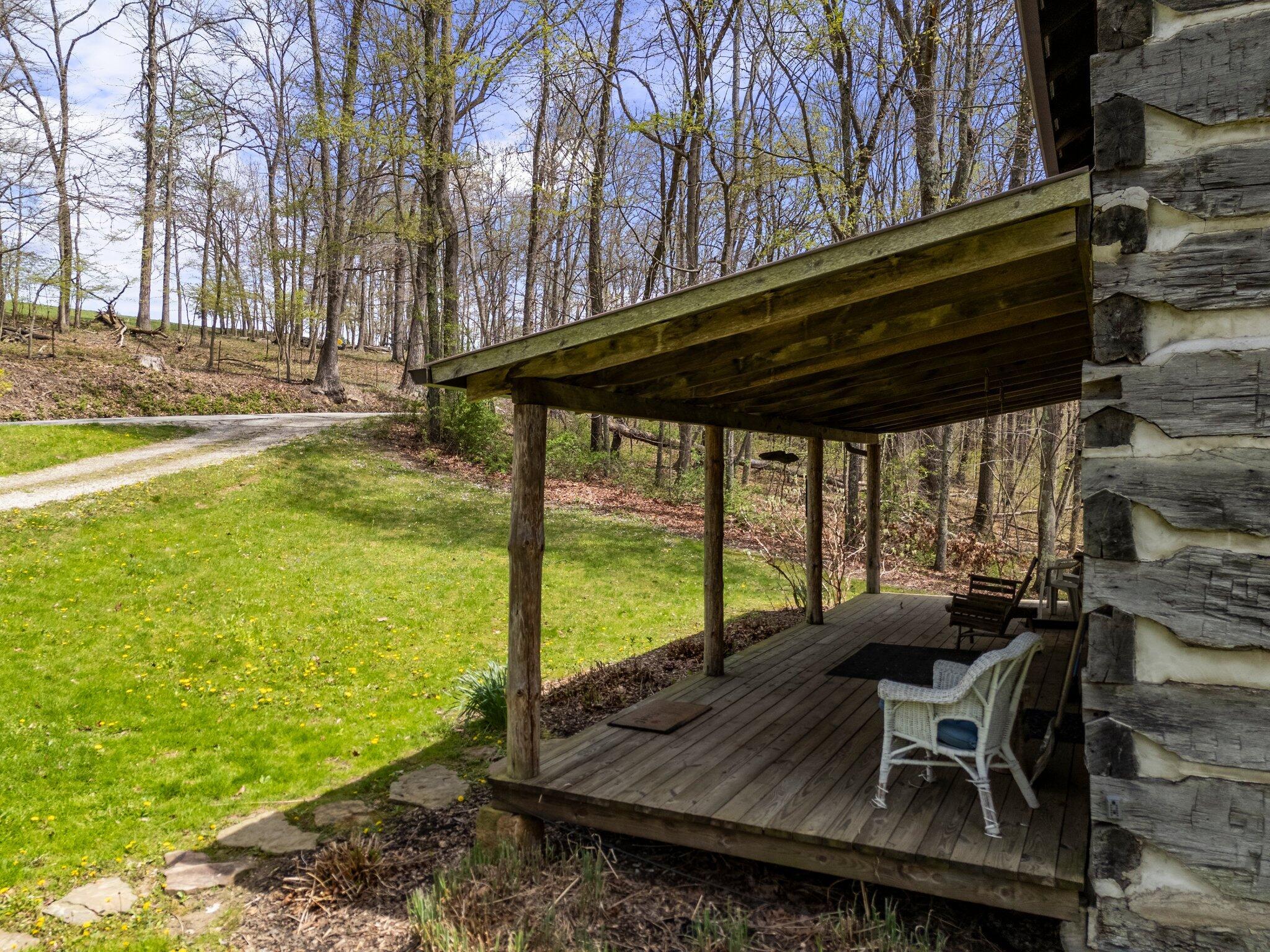 14635 Little Cola Road, Rockbridge, Ohio image 7