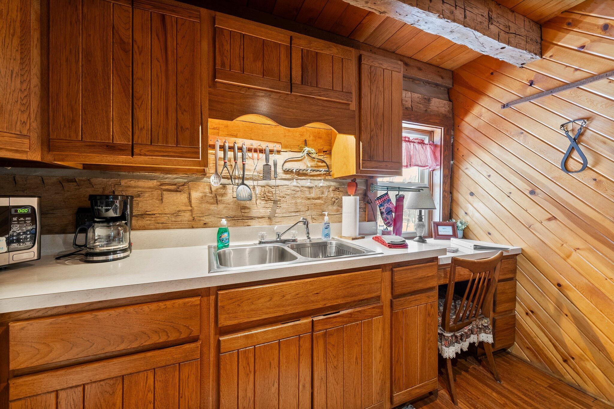 14635 Little Cola Road, Rockbridge, Ohio image 15