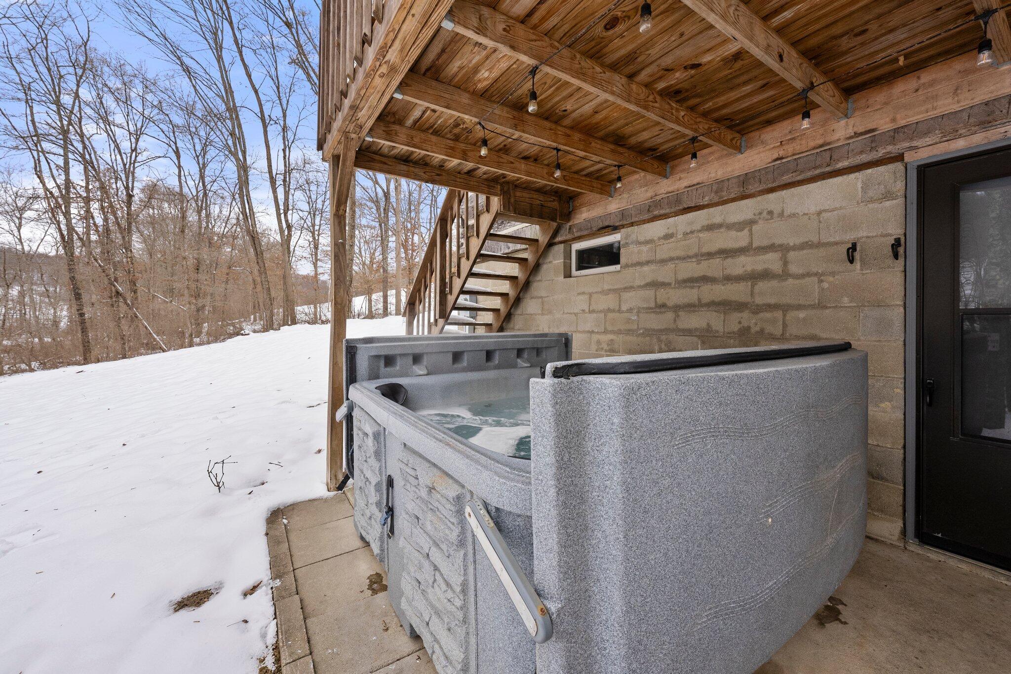 14635 Little Cola Road, Rockbridge, Ohio image 28