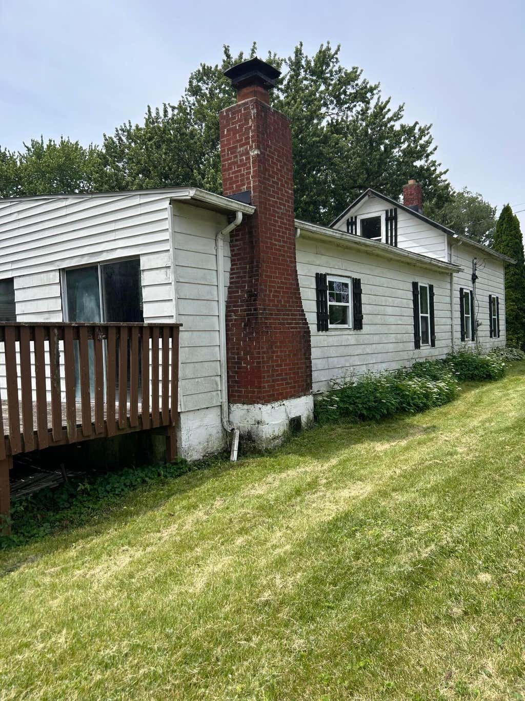 Photo of 10 Smith, Delaware, OH 43015 (MLS # 226018833)