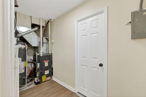 Tiny photo for 936 Harrison Avenue, Lancaster, OH 43130 (MLS # 225040572)