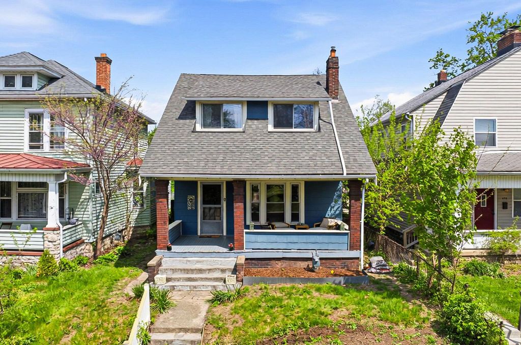 Photo of 450 E Tompkins Street, Columbus, OH 43202 (MLS # 226014236)