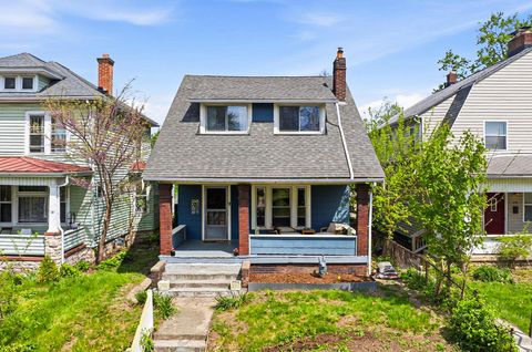 Photo of 450 E Tompkins Street, Columbus, OH 43202 (MLS # 226014236)