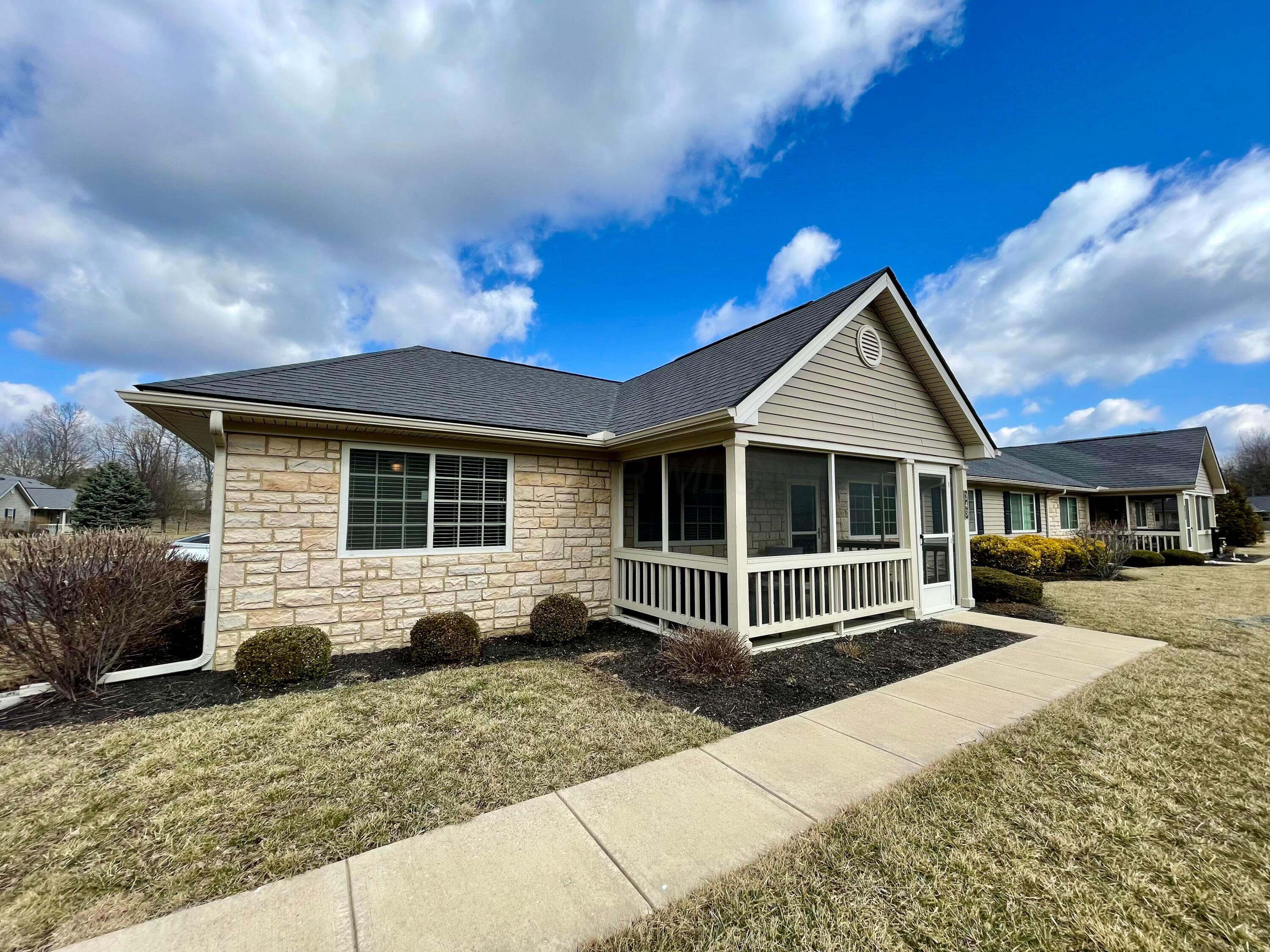 243 Wildwood Court, Heath, Ohio image 1