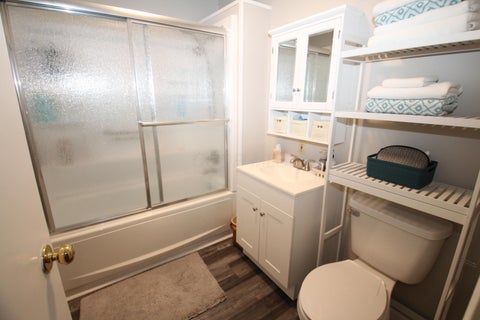 Tiny photo for 866 Lakeshore Drive W, Hebron, OH 43025 (MLS # 226036206)