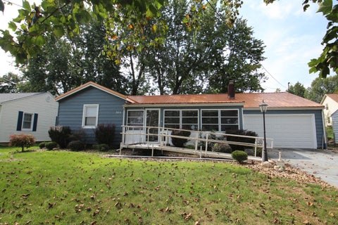 Tiny photo for 866 Lakeshore Drive W, Hebron, OH 43025 (MLS # 226036206)