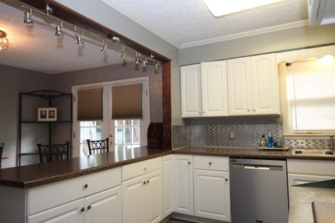 Tiny photo for 866 Lakeshore Drive W, Hebron, OH 43025 (MLS # 226036206)