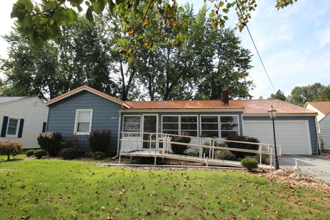 Tiny photo for 866 Lakeshore Drive W, Hebron, OH 43025 (MLS # 226036206)
