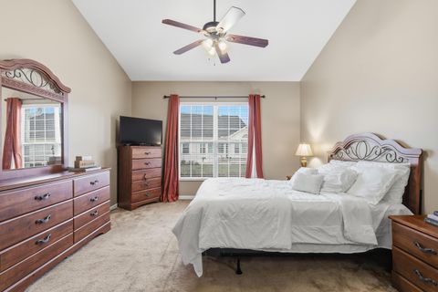 Tiny photo for 3240 Belstead Drive, Grove City, OH 43123 (MLS # 225045486)