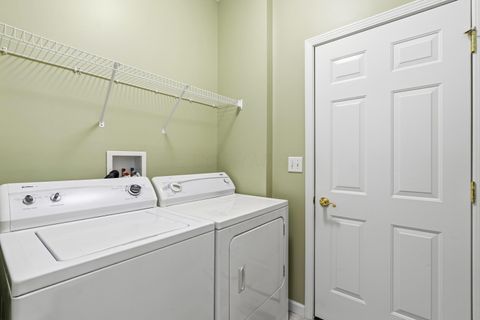 Tiny photo for 3240 Belstead Drive, Grove City, OH 43123 (MLS # 225045486)