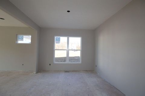 Tiny photo for 302 Reign Way, Pataskala, OH 43062 (MLS # 225045261)