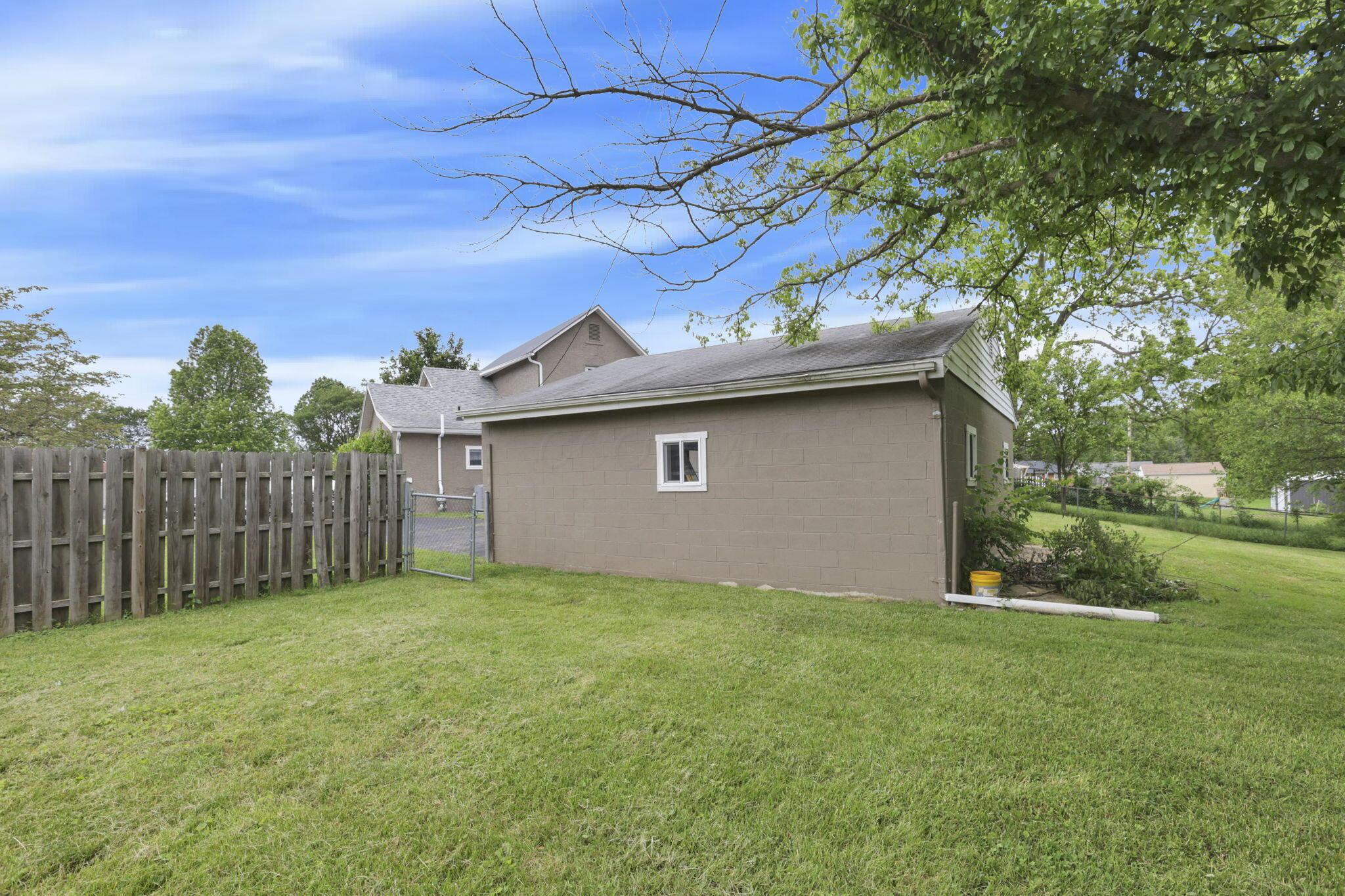 402 West Street, Groveport, Ohio image 35