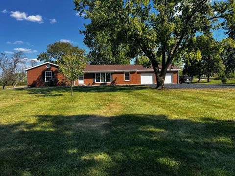 Photo of 7030 Mcdowell Road, Piqua, OH 45356 (MLS # 225038160)