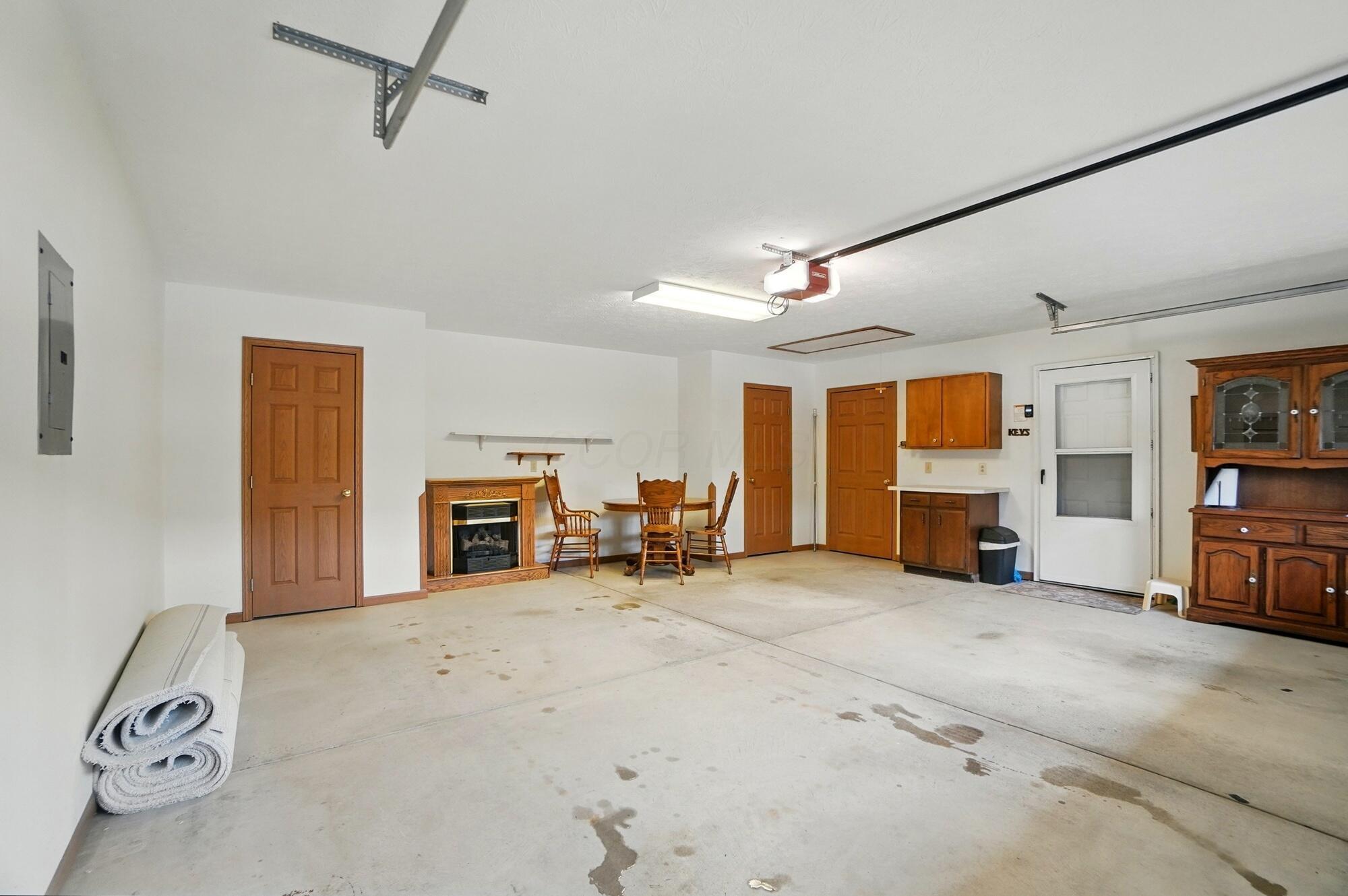331 Bishop Drive, London, Ohio image 37