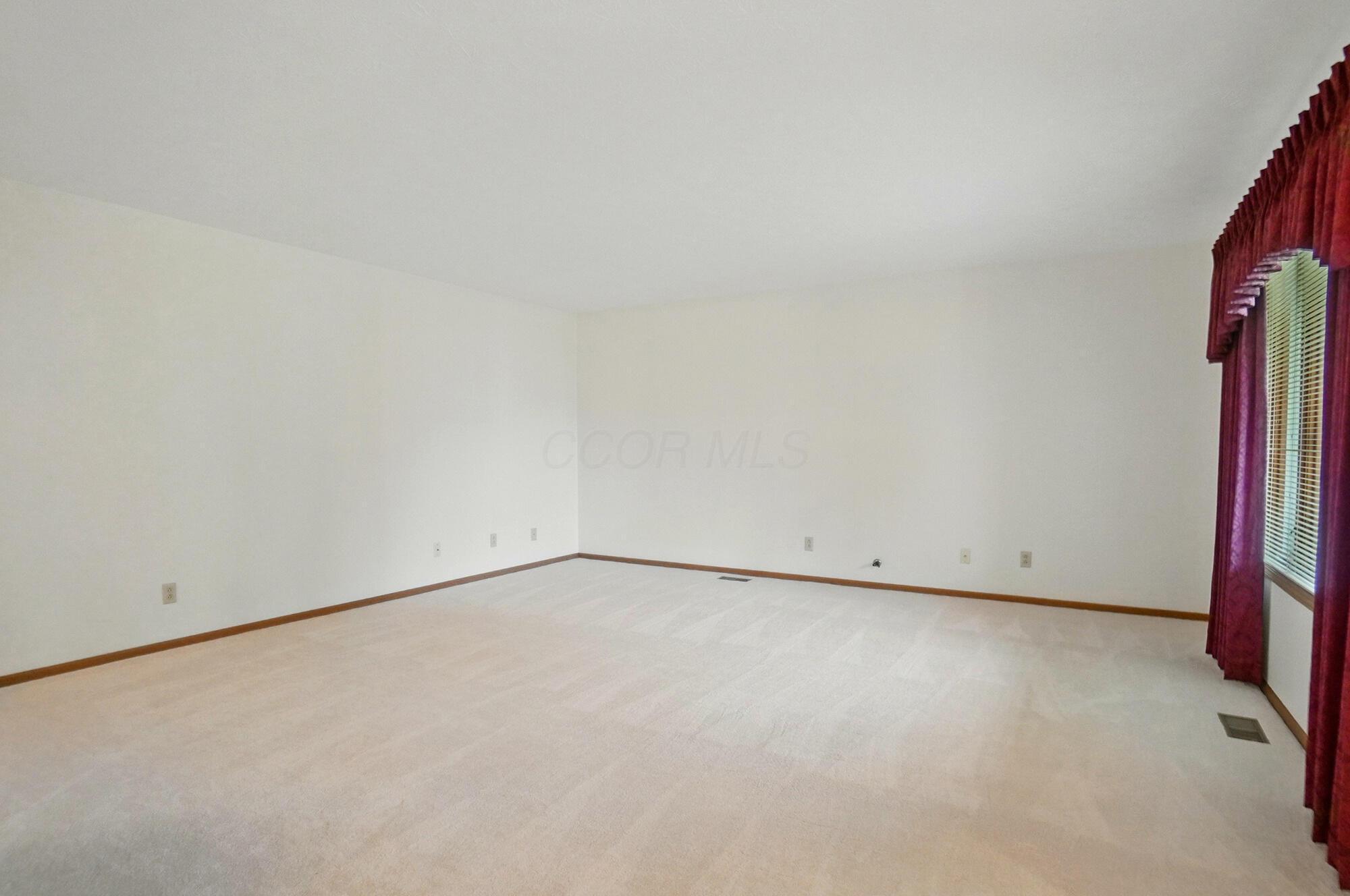 331 Bishop Drive, London, Ohio image 8