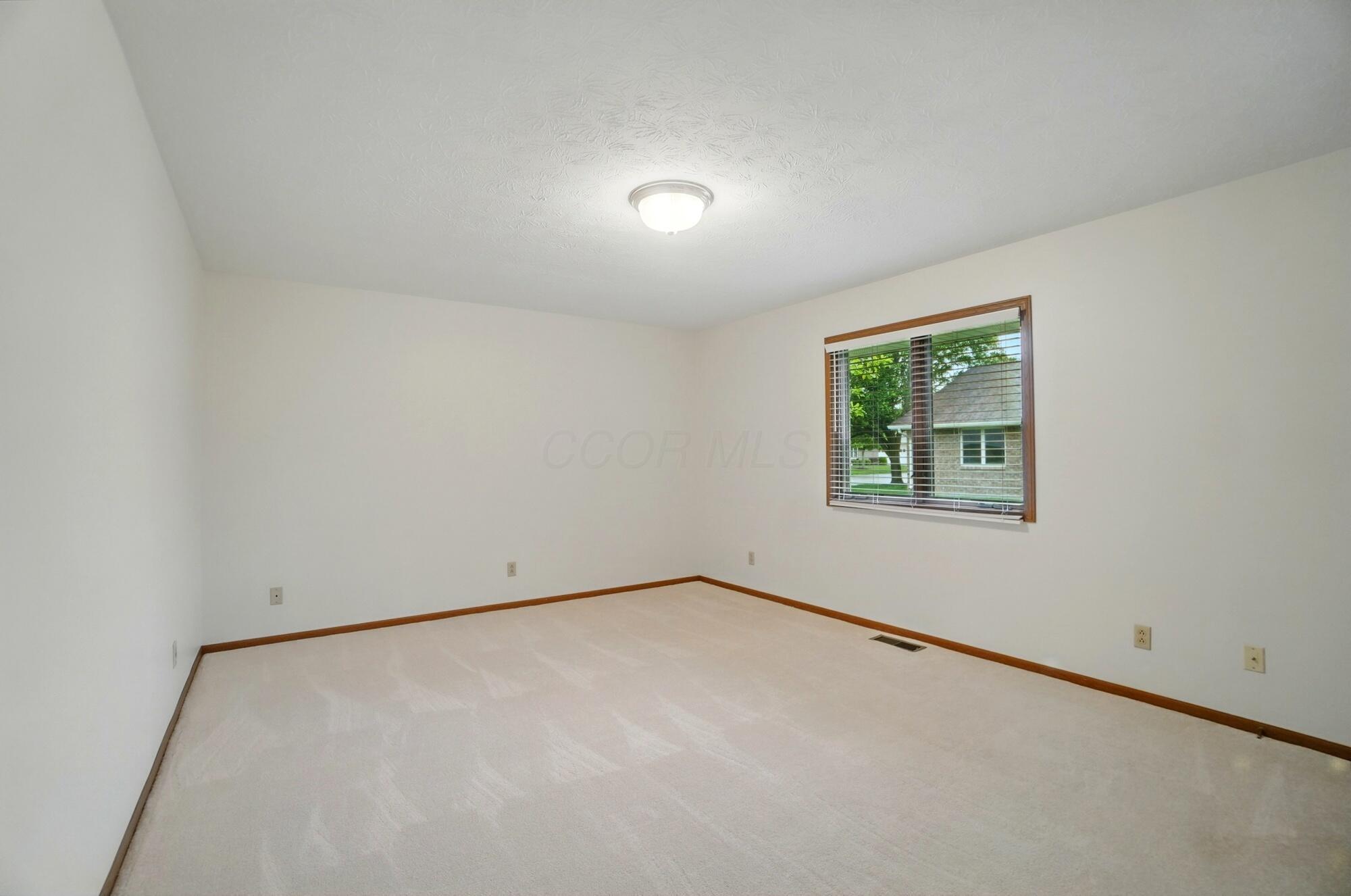 331 Bishop Drive, London, Ohio image 18