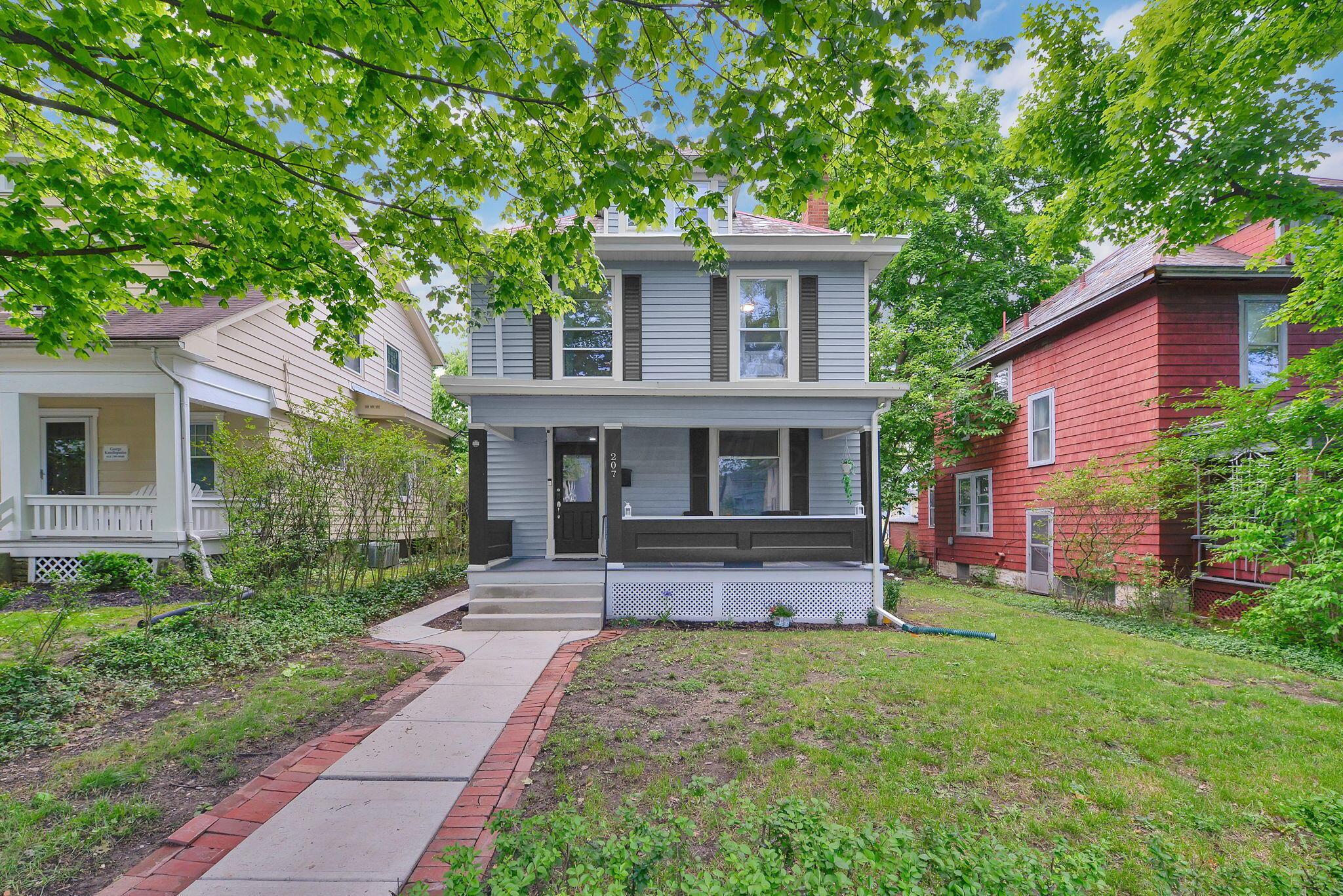 207 E Oakland Avenue