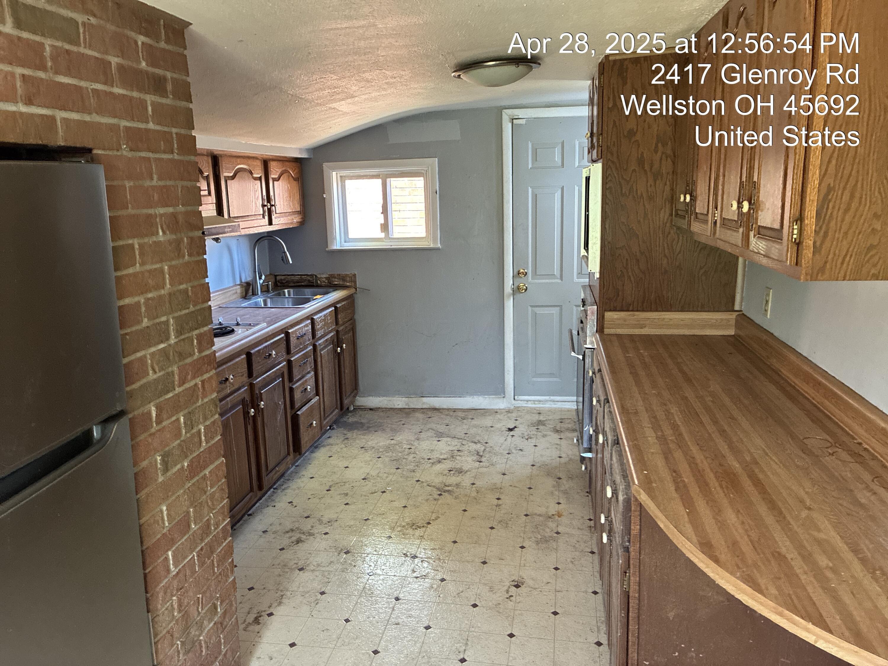 2417 Glen Roy Road Road, Wellston, Ohio image 5