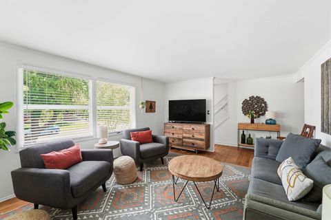 Tiny photo for 4071 Clearview Avenue, Columbus, OH 43220 (MLS # 226016336)