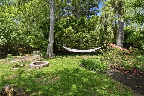 Tiny photo for 4071 Clearview Avenue, Columbus, OH 43220 (MLS # 226016336)