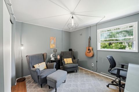 Tiny photo for 4071 Clearview Avenue, Columbus, OH 43220 (MLS # 226016336)