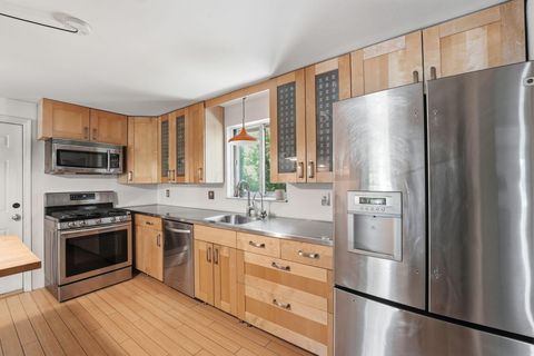 Tiny photo for 4071 Clearview Avenue, Columbus, OH 43220 (MLS # 226016336)