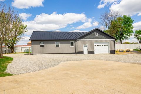 Tiny photo for 2040 Wesley Chapel Road, Zanesville, OH 43701 (MLS # 226014055)