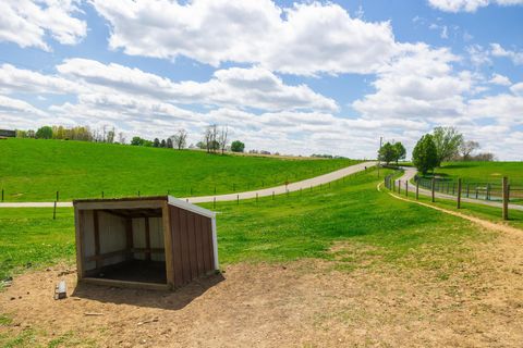 Tiny photo for 2040 Wesley Chapel Road, Zanesville, OH 43701 (MLS # 226014055)