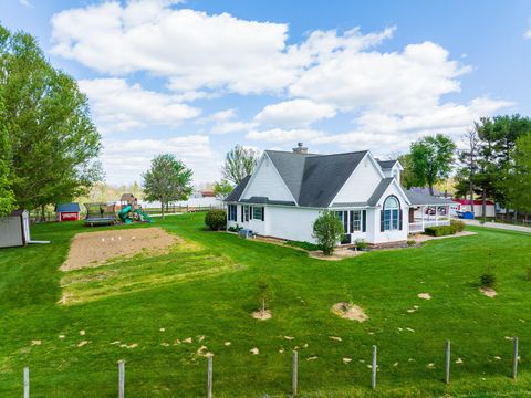 Tiny photo for 2040 Wesley Chapel Road, Zanesville, OH 43701 (MLS # 226014055)