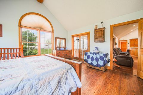 Tiny photo for 2040 Wesley Chapel Road, Zanesville, OH 43701 (MLS # 226014055)