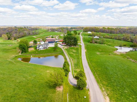 Tiny photo for 2040 Wesley Chapel Road, Zanesville, OH 43701 (MLS # 226014055)