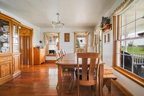 Tiny photo for 2040 Wesley Chapel Road, Zanesville, OH 43701 (MLS # 226014055)