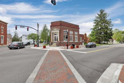 Tiny photo for 185 Groveport Pike 14D #14D, Canal Winchester, OH 43110 (MLS # 226039272)