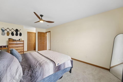 Tiny photo for 185 Groveport Pike 14D #14D, Canal Winchester, OH 43110 (MLS # 226039272)