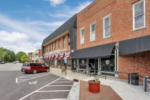 Tiny photo for 185 Groveport Pike 14D #14D, Canal Winchester, OH 43110 (MLS # 226039272)