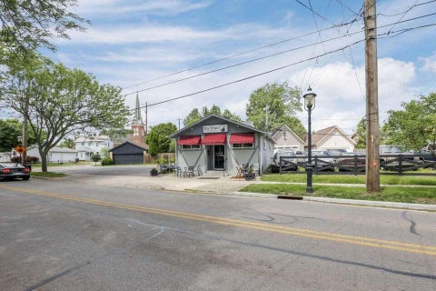 Tiny photo for 185 Groveport Pike 14D #14D, Canal Winchester, OH 43110 (MLS # 226039272)
