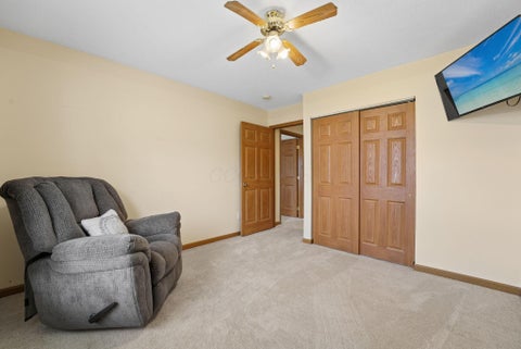 Tiny photo for 185 Groveport Pike 14D #14D, Canal Winchester, OH 43110 (MLS # 226039272)