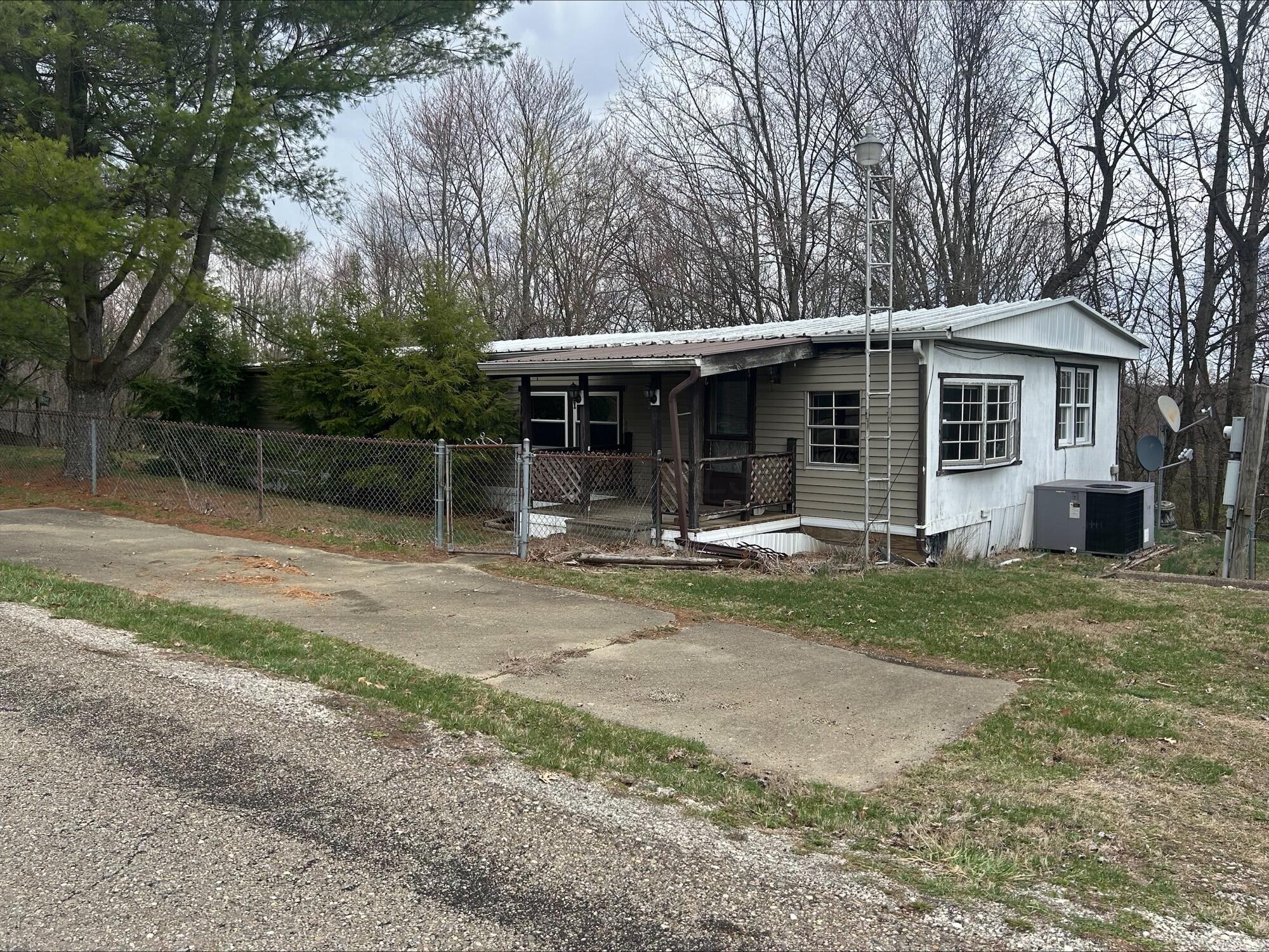 64150 Slade Road, Cambridge, Ohio image 2