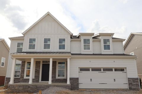 Photo of 1169 Ivy Wood Drive, Sunbury, OH 43074 (MLS # 226004591)