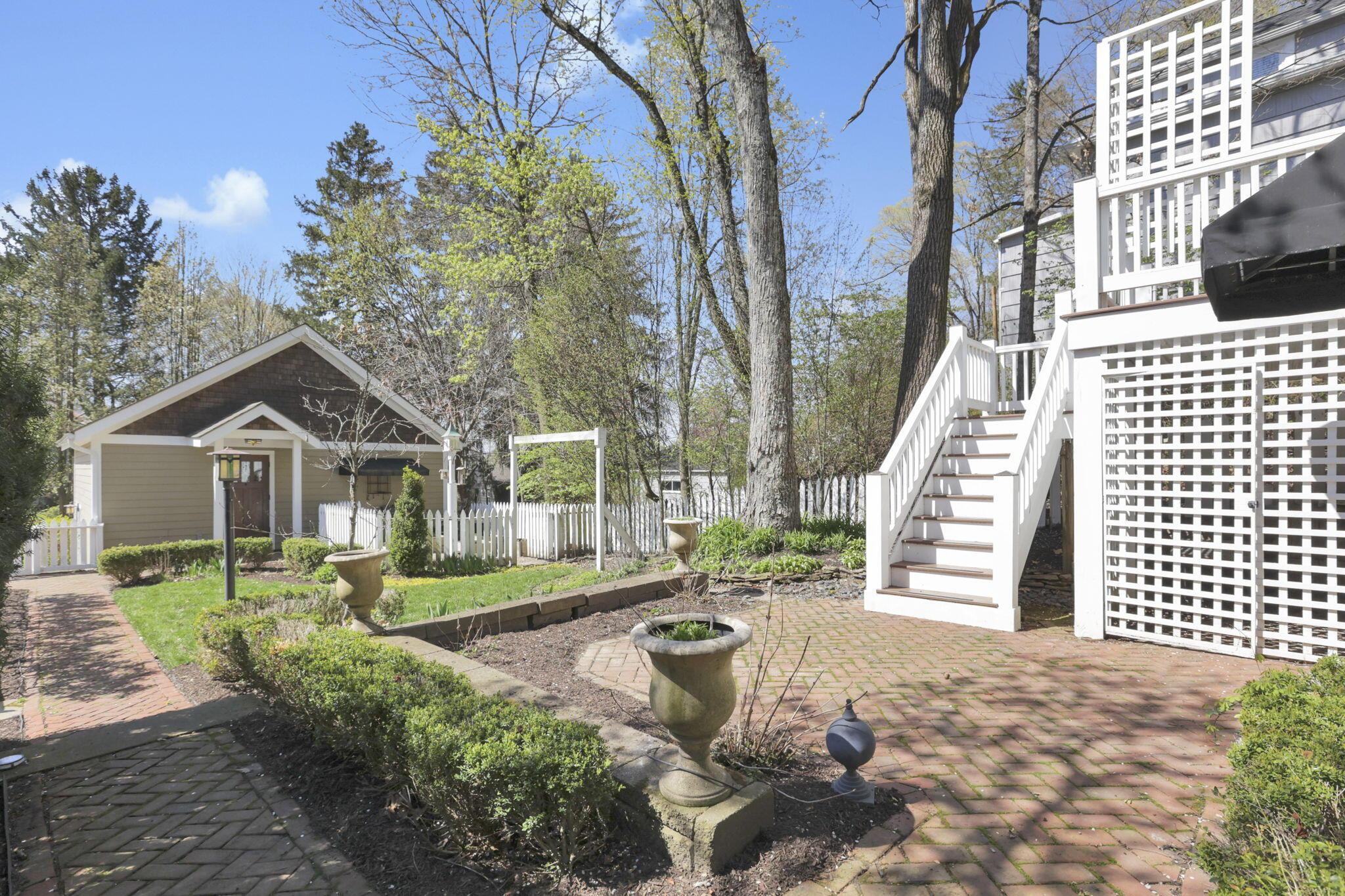 335 W Elm Street, Granville, Ohio image 47