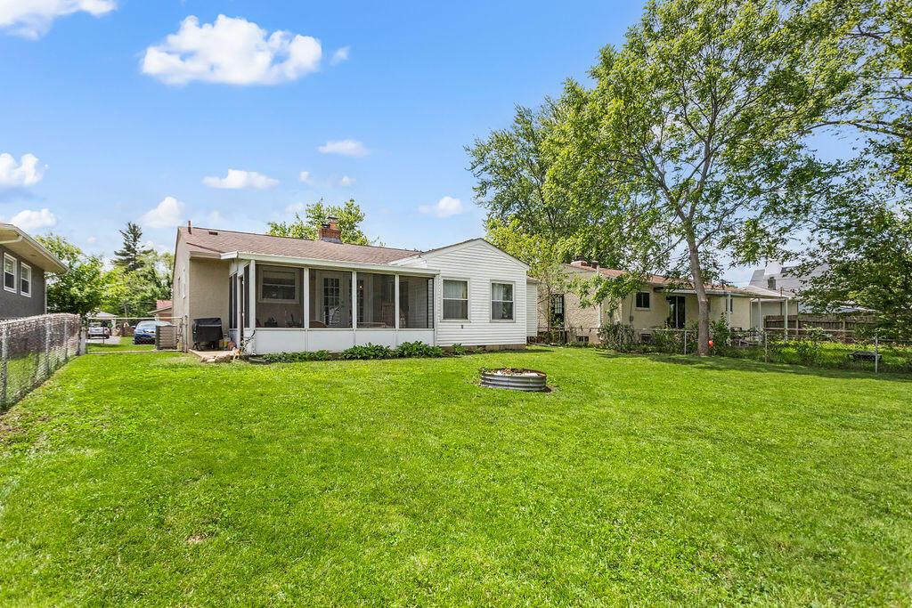 2690 Kingston Avenue, Grove City, Ohio image 3
