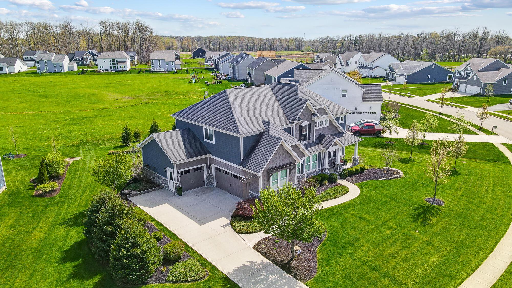 1695 Wrenbury Drive, Galena, Ohio image 3