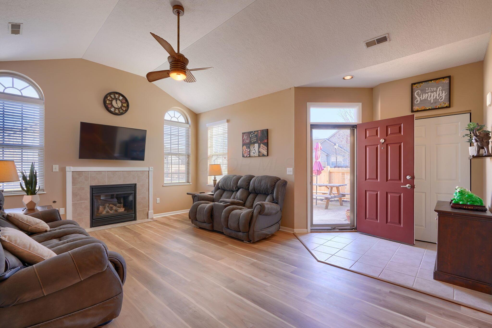 116 Jamie Lynn Circle, Pickerington, Ohio image 9