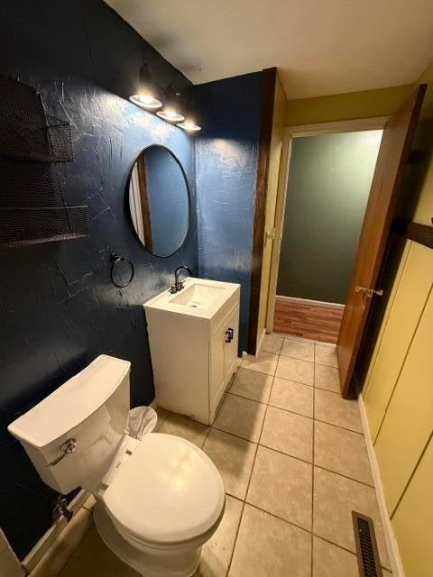 Tiny photo for 940 Tellega Avenue, Columbus, OH 43207 (MLS # 226036538)
