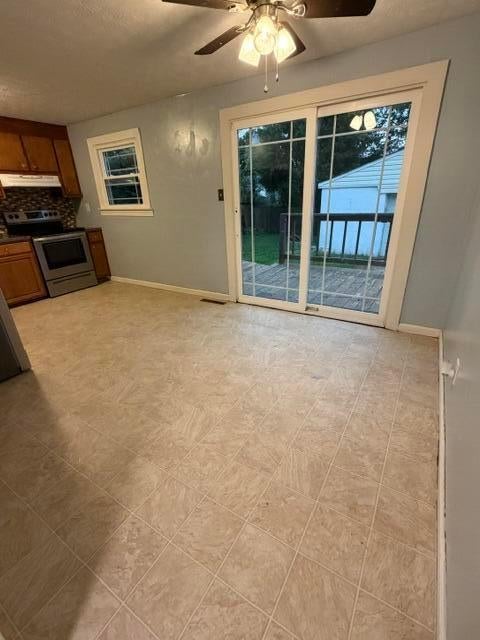 Tiny photo for 940 Tellega Avenue, Columbus, OH 43207 (MLS # 226036538)