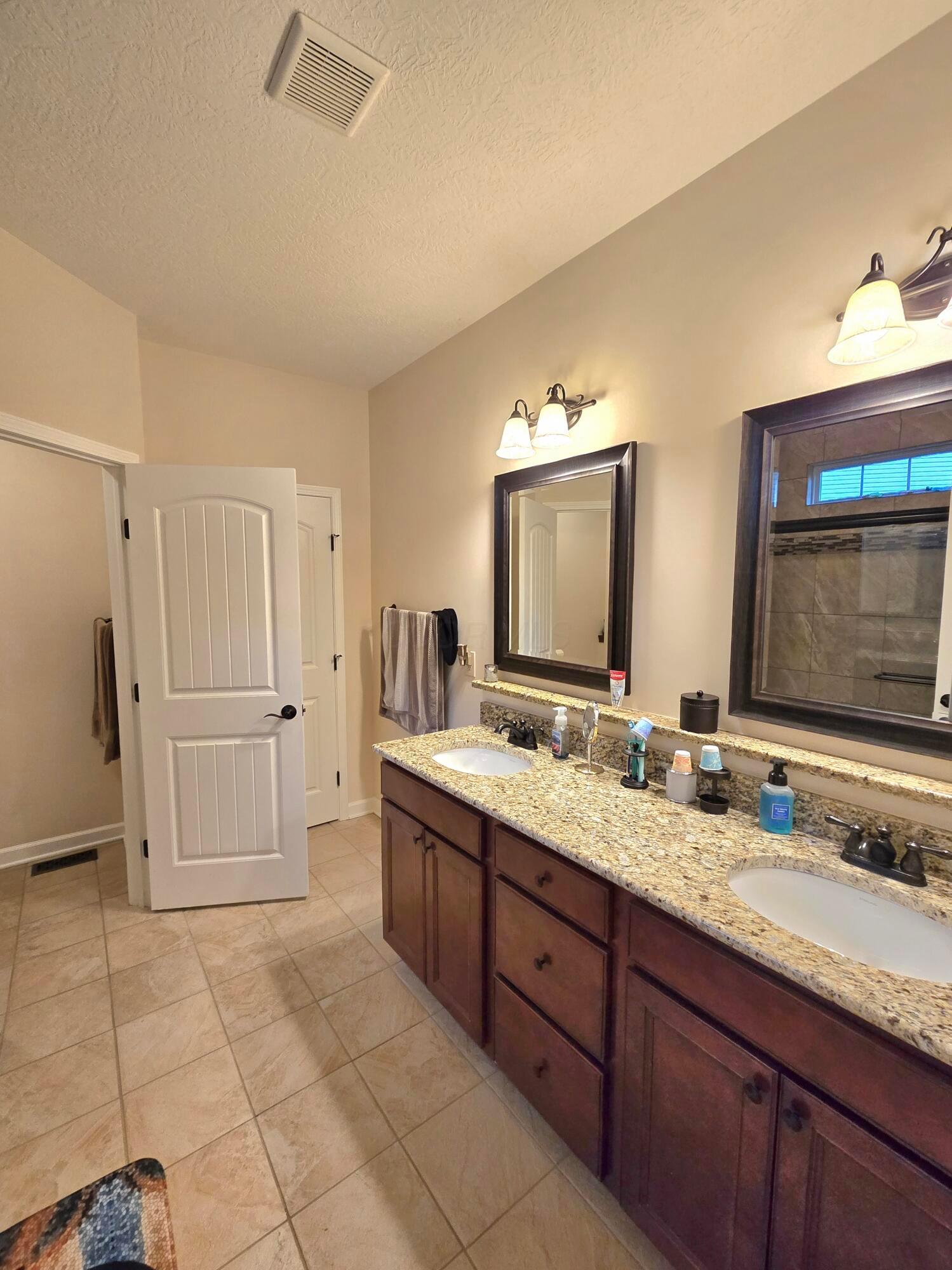 8701 Creekwood Place, Canal Winchester, Ohio image 16