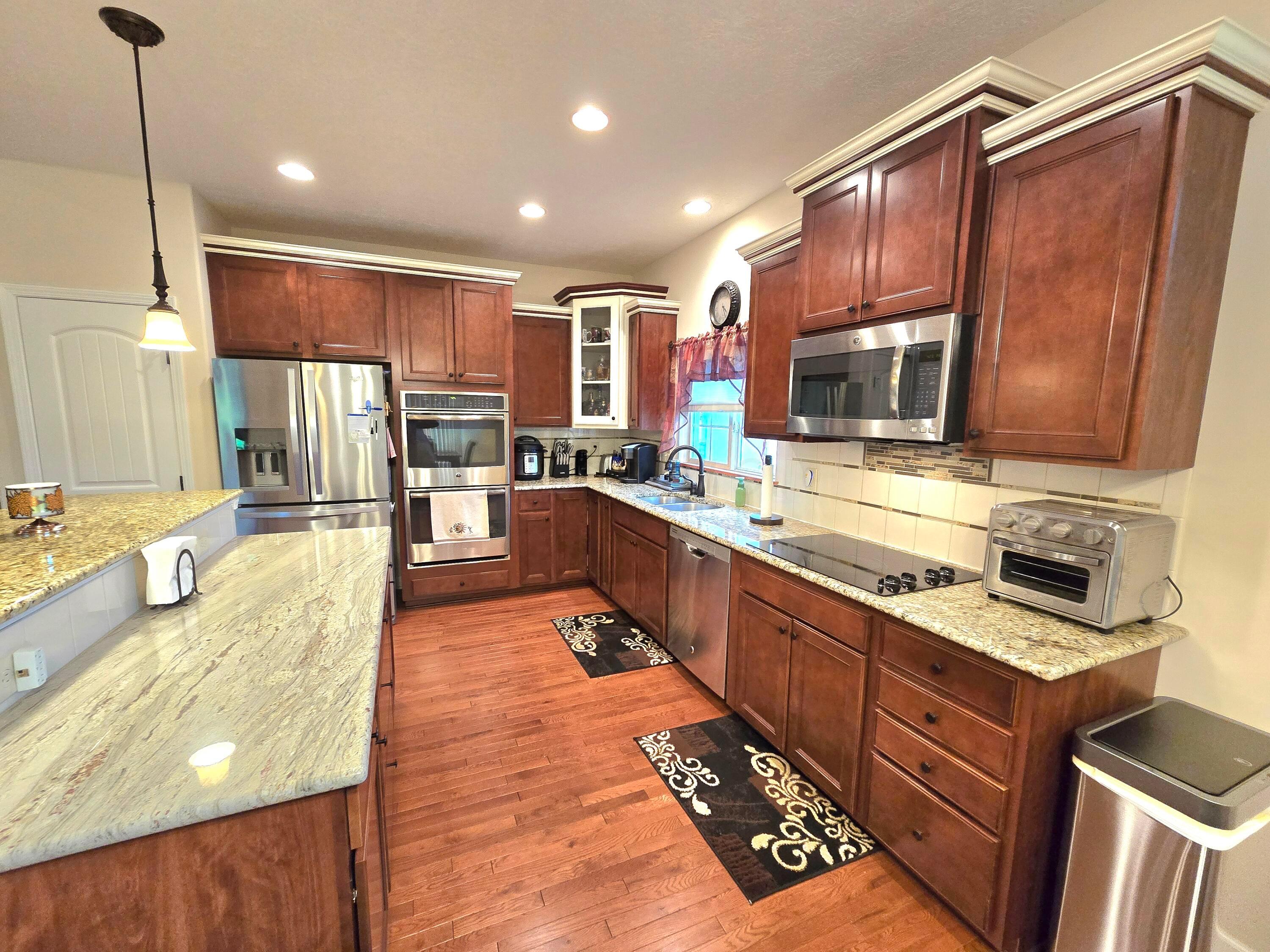 8701 Creekwood Place, Canal Winchester, Ohio image 8